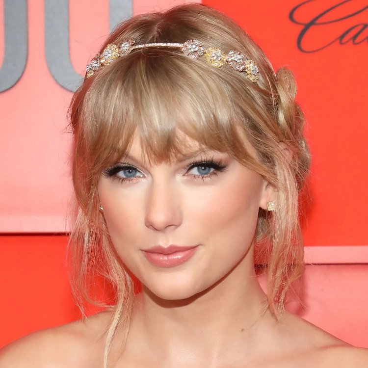 Taylor Swift American singer-songwriter